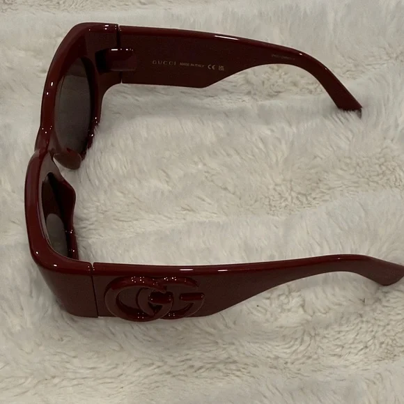 NEW Gucci Cat Eye Sunglasses - Picture 4 of 9
